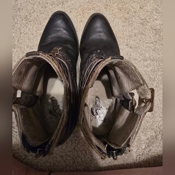 Women's Black and Brown Ankle Boots - Picture 8 of 11